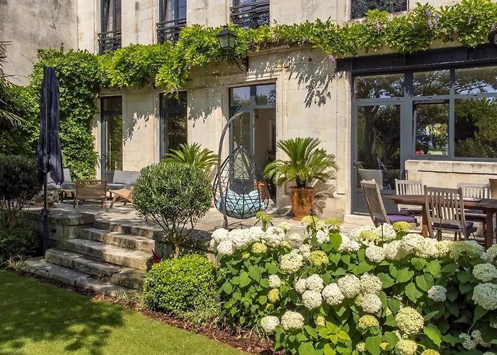Escale Rochelaise B&B, Spa Bain Nordique Et Sauna Tonneau