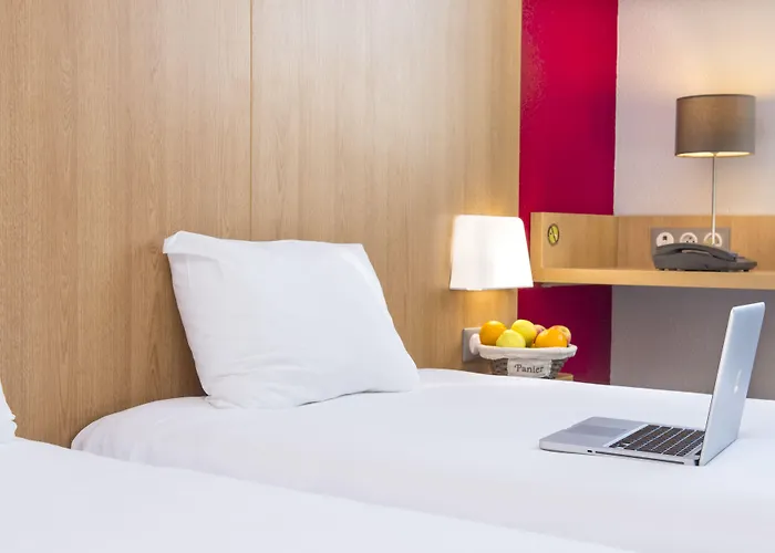 B&B Hotel La Rochelle Centre 3 Etoiles